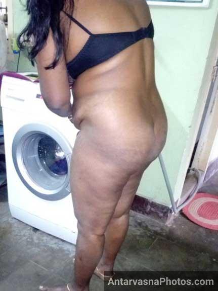 https://pub-5fcdf72a54cd4edbb03ec3edaa415a42.r2.dev/nakedleaks/scenic_indian_village_aunt's_sensual_photos/3.jpg