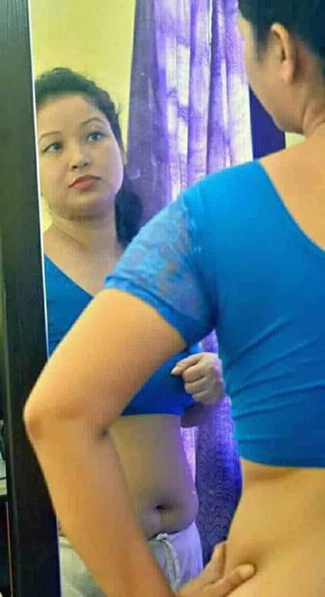 https://pub-5fcdf72a54cd4edbb03ec3edaa415a42.r2.dev/nakedleaks/seductive_bangla_bhabhi's_sensual_action_&_private_moments_captured/5.jpg