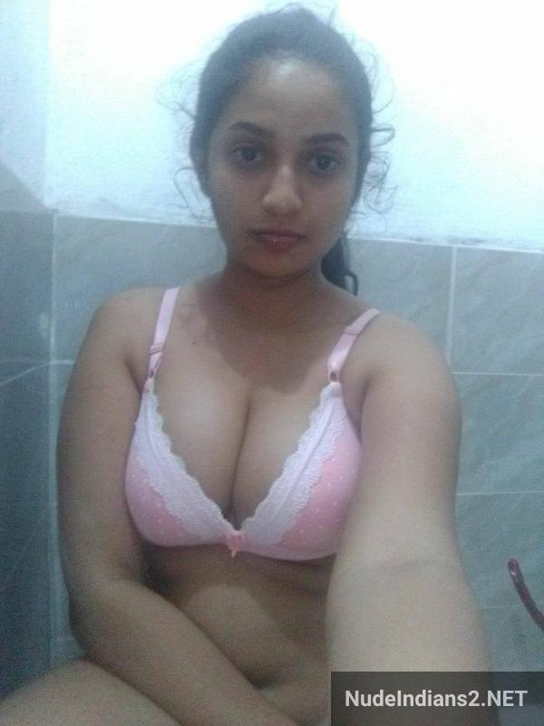 https://pub-5fcdf72a54cd4edbb03ec3edaa415a42.r2.dev/nakedleaks/seductive_bengali_lady_sayantika_banerjee_revealing_photos/16.jpg