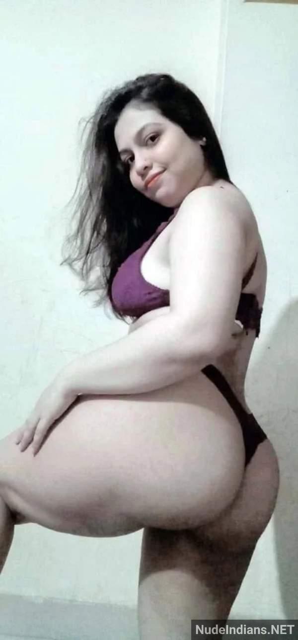 https://pub-5fcdf72a54cd4edbb03ec3edaa415a42.r2.dev/nakedleaks/seductive_bengali_woman_displaying_large_buttocks_and_breasts/28.jpg