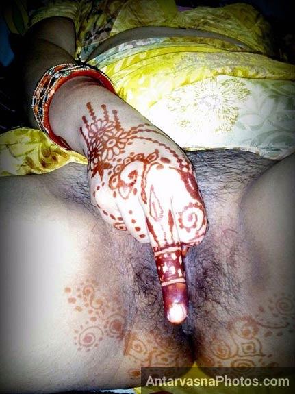 https://pub-5fcdf72a54cd4edbb03ec3edaa415a42.r2.dev/nakedleaks/seductive_bhabhi_honeymoon_pictures_-_mahndi_on_her_backside/3.jpg