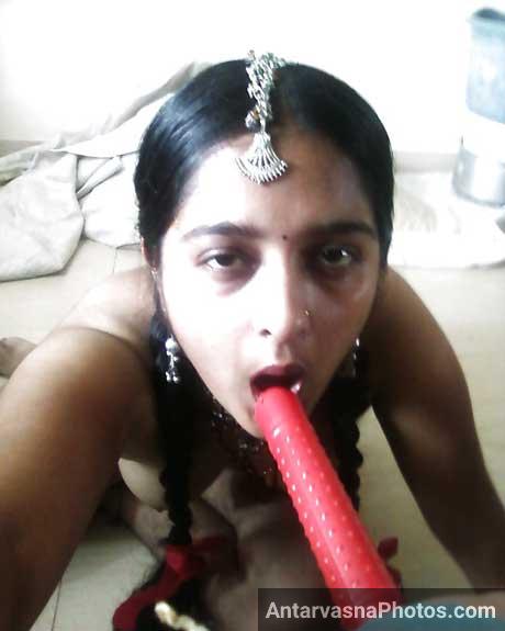 https://pub-5fcdf72a54cd4edbb03ec3edaa415a42.r2.dev/nakedleaks/seductive_bhabhi_uses_jhaadu_in_private_moment/5.jpg