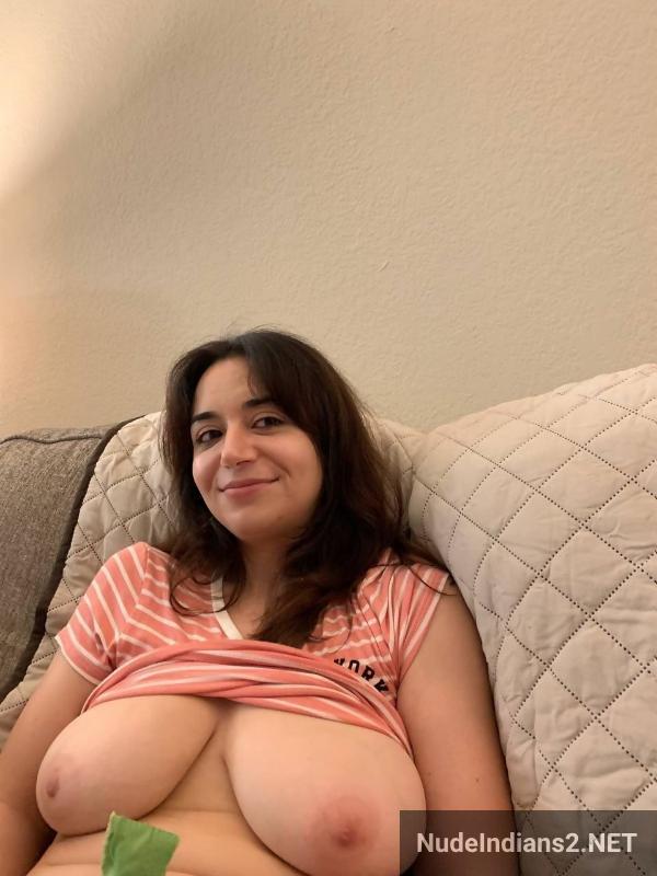 https://pub-5fcdf72a54cd4edbb03ec3edaa415a42.r2.dev/nakedleaks/seductive_compilation_of_nri_punjabi_wife_kirandeep_kaur/39.jpg