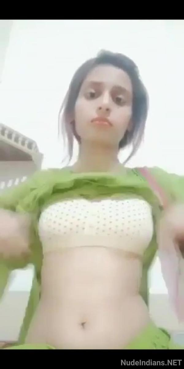 https://pub-5fcdf72a54cd4edbb03ec3edaa415a42.r2.dev/nakedleaks/seductive_delhi_teen_reveals_all_for_boyfriend's_delight/1.jpg