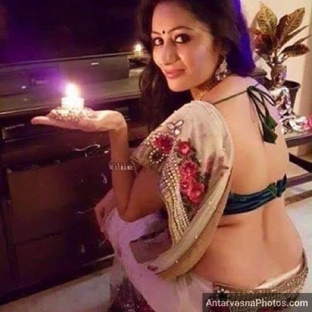 https://pub-5fcdf72a54cd4edbb03ec3edaa415a42.r2.dev/nakedleaks/seductive_desi_boobs_photo_in_revealing_lingerie/29.jpg