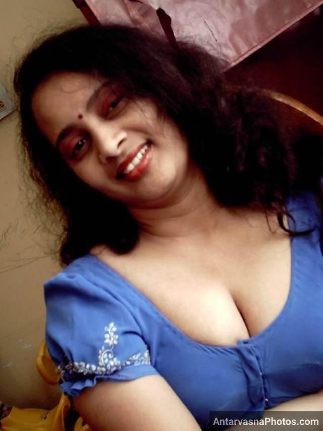https://pub-5fcdf72a54cd4edbb03ec3edaa415a42.r2.dev/nakedleaks/seductive_desi_boobs_photo_in_revealing_lingerie/6.jpg
