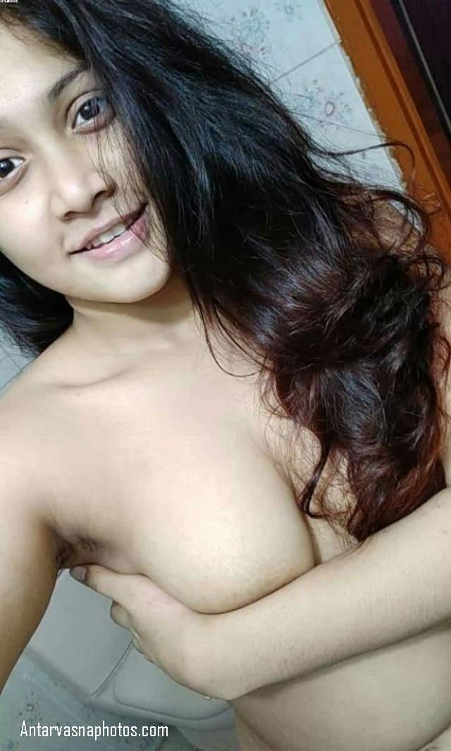 https://pub-5fcdf72a54cd4edbb03ec3edaa415a42.r2.dev/nakedleaks/seductive_desi_girlfriend's_busty_photos/7.jpg