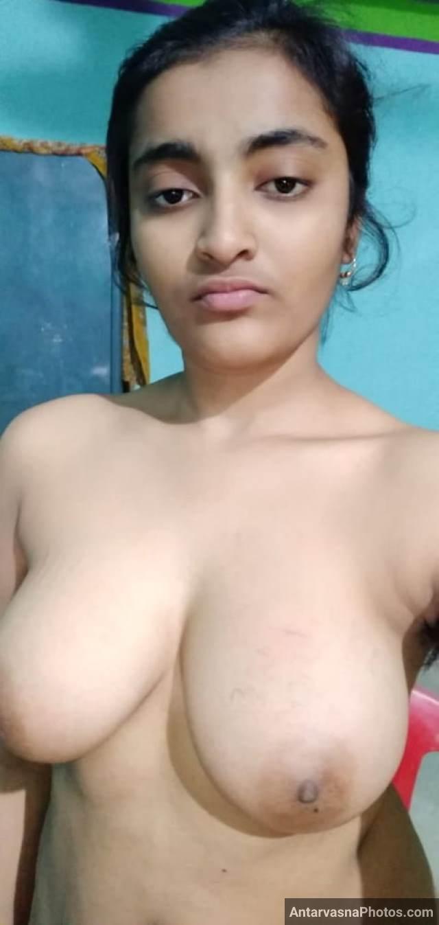 https://pub-5fcdf72a54cd4edbb03ec3edaa415a42.r2.dev/nakedleaks/seductive_desi_lady_exposing_her_full_bosom_and_private_area_images/18.jpg