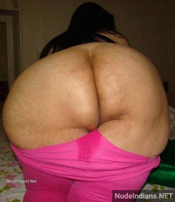 https://pub-5fcdf72a54cd4edbb03ec3edaa415a42.r2.dev/nakedleaks/seductive_desi_mature_aunties_flaunting_their_curves_for_attention/25.jpg
