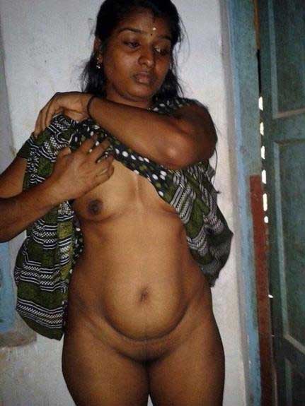 https://pub-5fcdf72a54cd4edbb03ec3edaa415a42.r2.dev/nakedleaks/seductive_desires_of_a_traditional_indian_woman/4.jpg