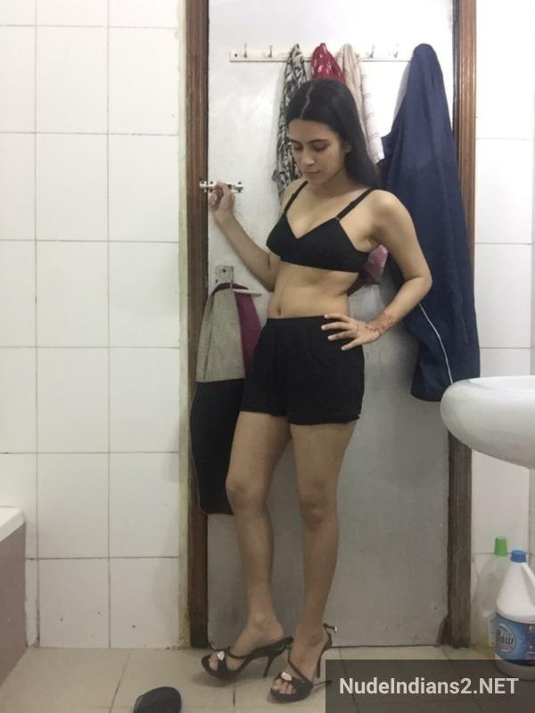 https://pub-5fcdf72a54cd4edbb03ec3edaa415a42.r2.dev/nakedleaks/seductive_display_by_lucknow_girl_afreen_khan_for_boyfriend/55.jpg