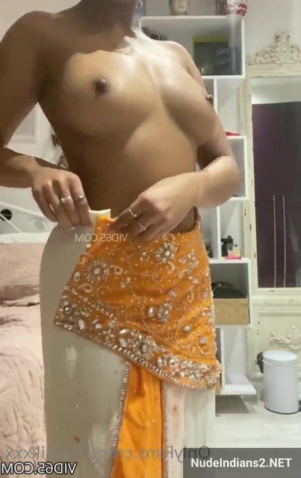 https://pub-5fcdf72a54cd4edbb03ec3edaa415a42.r2.dev/nakedleaks/seductive_display_of_gujarati_nri_roshni_in_naked_body_and_erotic_poses/6.jpg