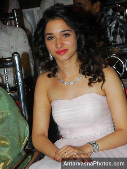 https://pub-5fcdf72a54cd4edbb03ec3edaa415a42.r2.dev/nakedleaks/seductive_hd_photos_of_tamil_actress_tamanna/8.jpg