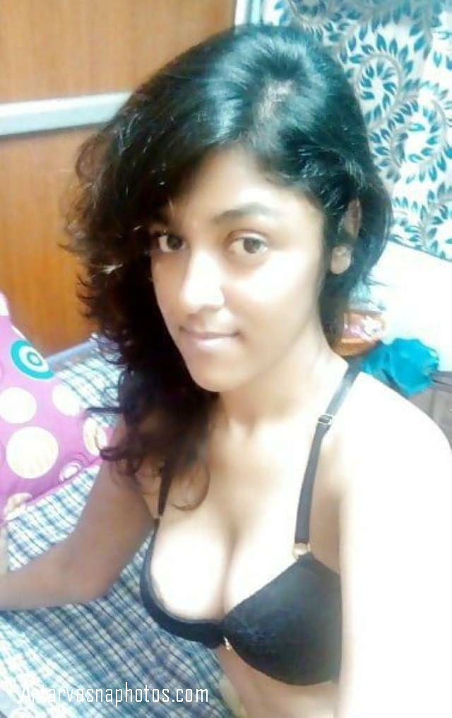 https://pub-5fcdf72a54cd4edbb03ec3edaa415a42.r2.dev/nakedleaks/seductive_images_for_cute_girl's_boyfriend/2.jpg