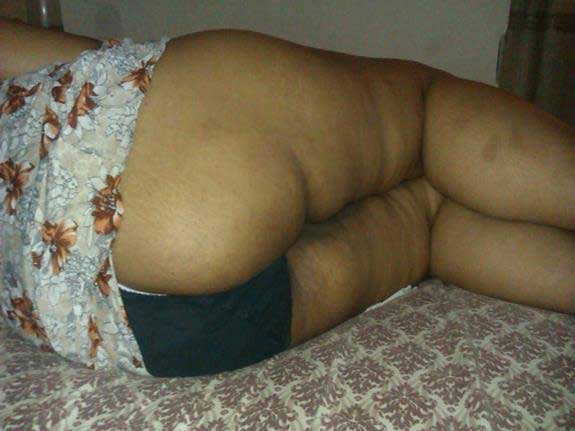 https://pub-5fcdf72a54cd4edbb03ec3edaa415a42.r2.dev/nakedleaks/seductive_images_of_60_breathtaking_bottoms/15.jpg