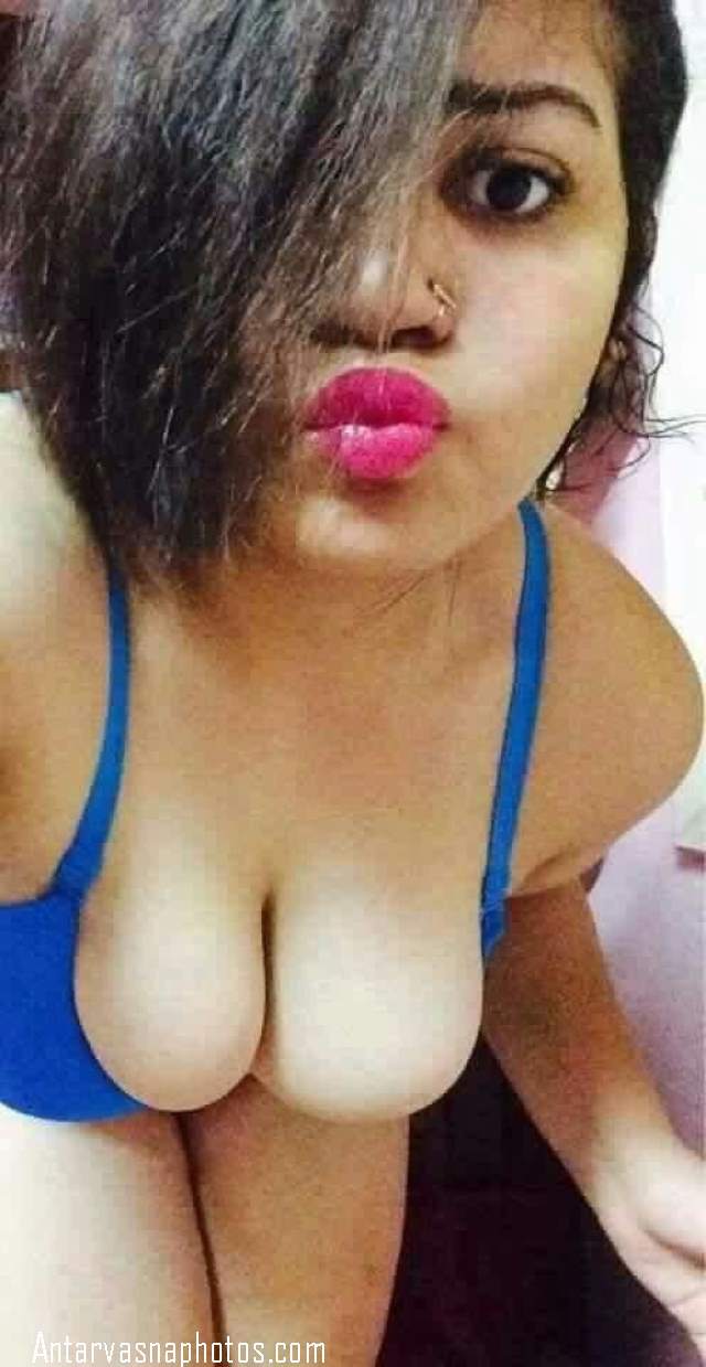 https://pub-5fcdf72a54cd4edbb03ec3edaa415a42.r2.dev/nakedleaks/seductive_images_of_a_desi_girl_with_large_bust/2.jpg
