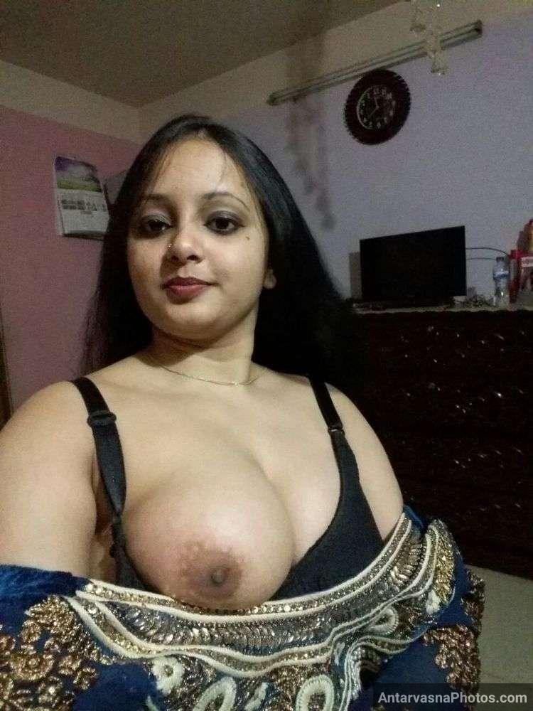 https://pub-5fcdf72a54cd4edbb03ec3edaa415a42.r2.dev/nakedleaks/seductive_images_of_a_rajasthani_marwadi_wife/2.jpg