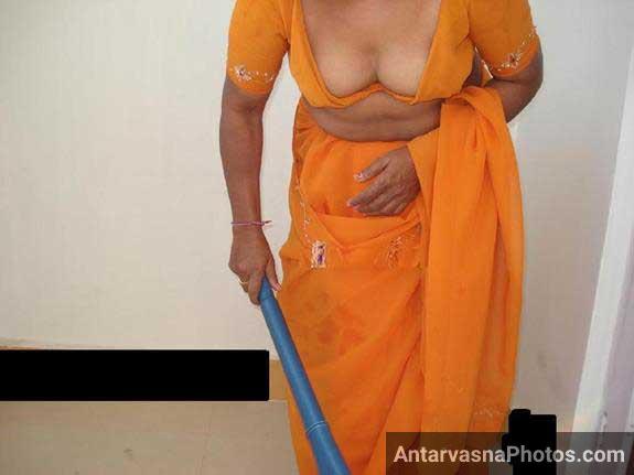 https://pub-5fcdf72a54cd4edbb03ec3edaa415a42.r2.dev/nakedleaks/seductive_images_of_an_experienced_housemaid/1.jpg