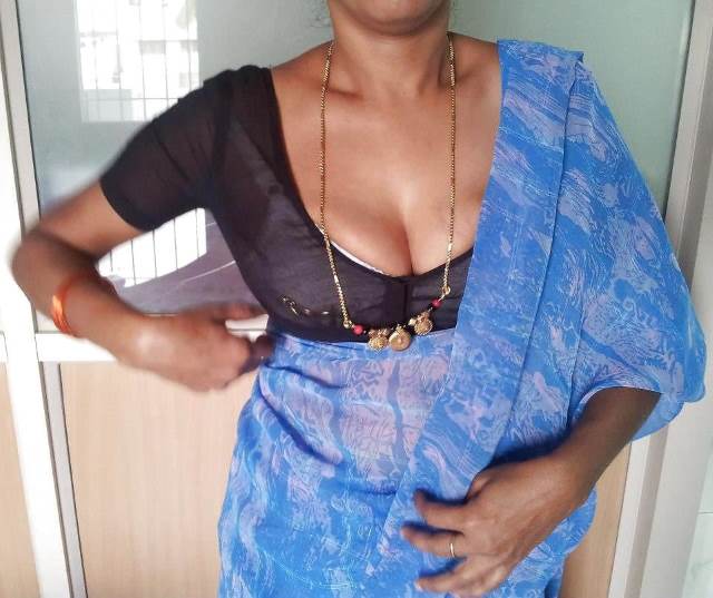 https://pub-5fcdf72a54cd4edbb03ec3edaa415a42.r2.dev/nakedleaks/seductive_images_of_desi_aunties/21.jpg