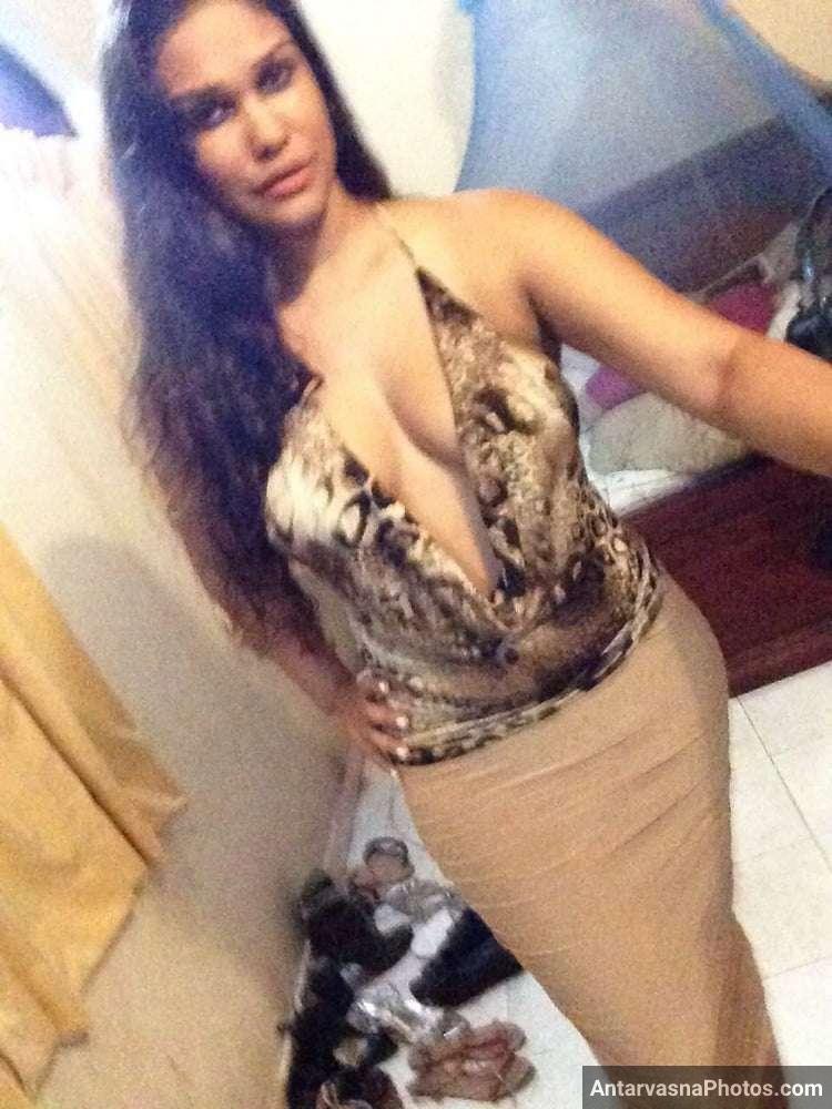 https://pub-5fcdf72a54cd4edbb03ec3edaa415a42.r2.dev/nakedleaks/seductive_images_of_desirable_indian_aunt_exposed/3.jpg