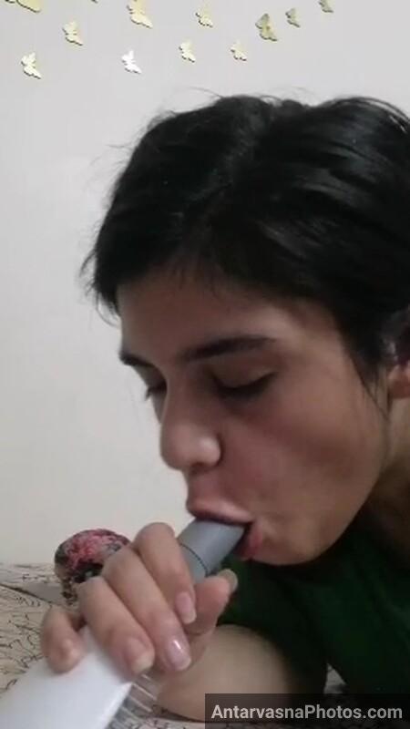 https://pub-5fcdf72a54cd4edbb03ec3edaa415a42.r2.dev/nakedleaks/seductive_images_of_gujarati_bhabhi's_sensuality/7.jpg