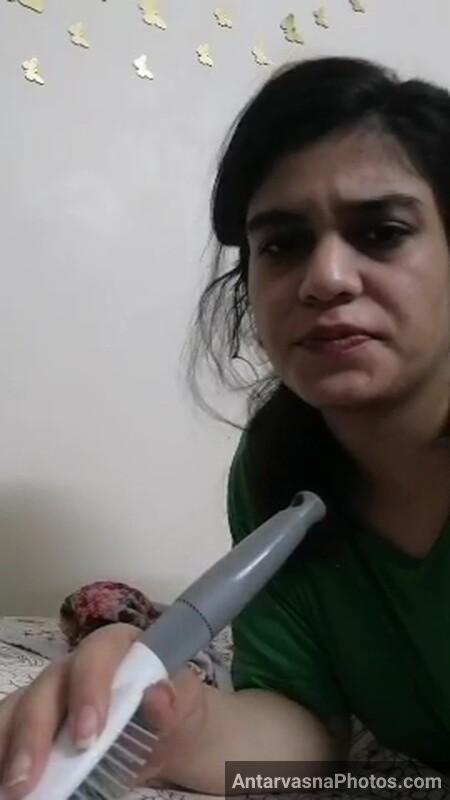 https://pub-5fcdf72a54cd4edbb03ec3edaa415a42.r2.dev/nakedleaks/seductive_images_of_gujarati_bhabhi's_sensuality/8.jpg