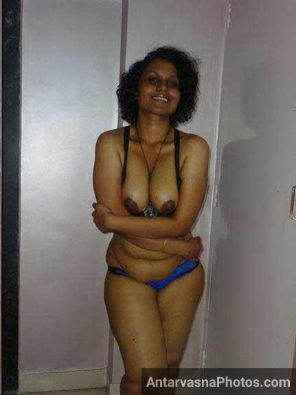 https://pub-5fcdf72a54cd4edbb03ec3edaa415a42.r2.dev/nakedleaks/seductive_images_of_indian_celebrity_lily/8.jpg
