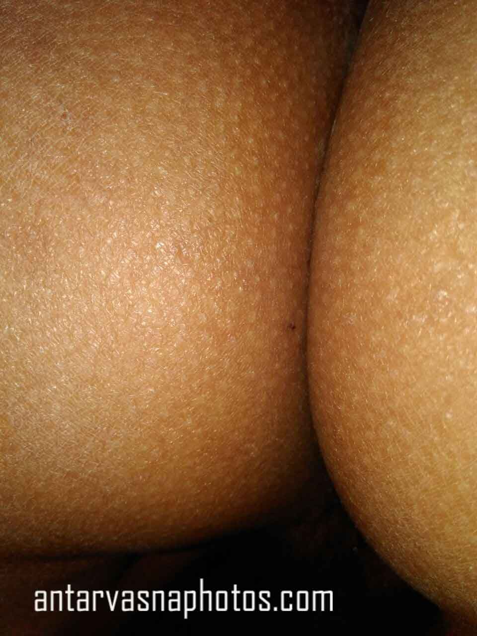 https://pub-5fcdf72a54cd4edbb03ec3edaa415a42.r2.dev/nakedleaks/seductive_images_of_indian_teen's_passionate_moments/4.jpg