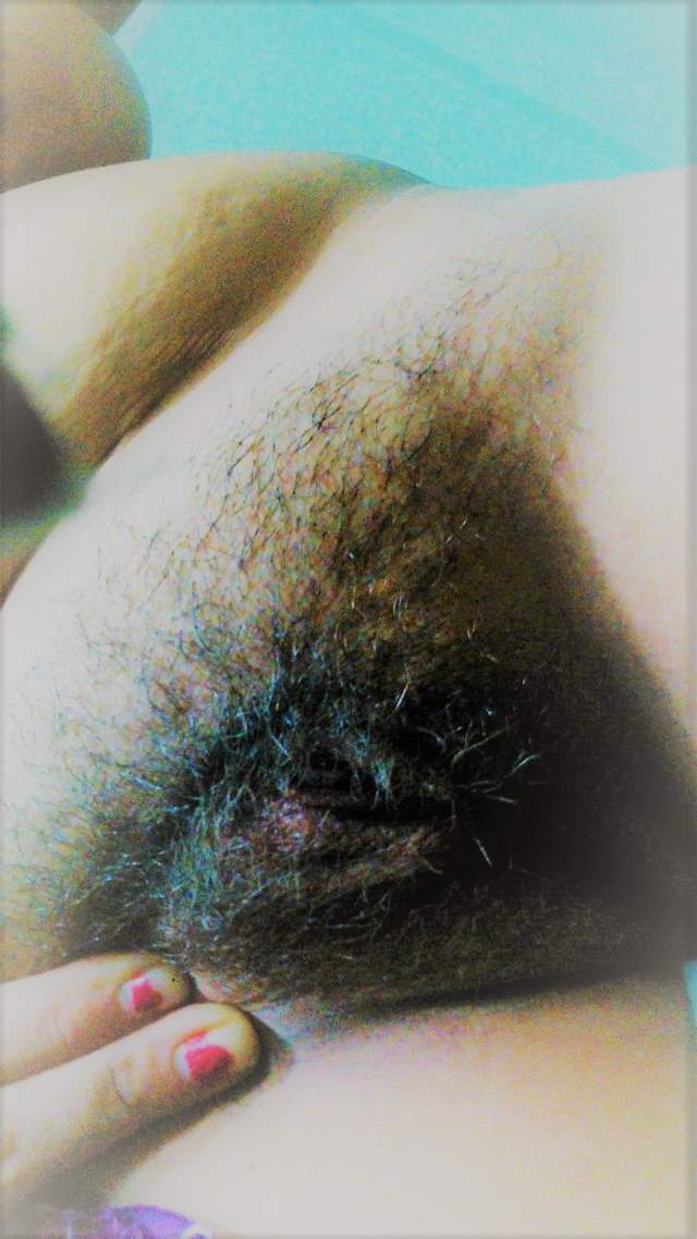 https://pub-5fcdf72a54cd4edbb03ec3edaa415a42.r2.dev/nakedleaks/seductive_images_of_madhuri,_a_girl_from_delhi/14.jpg