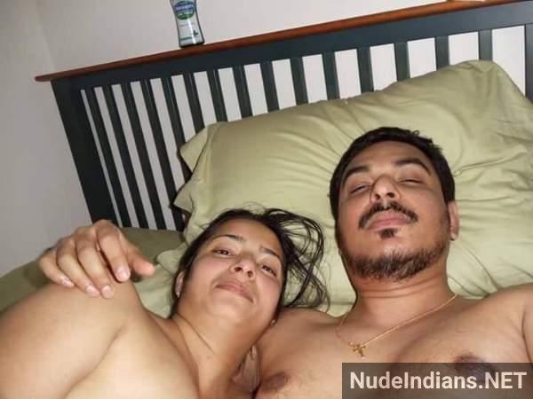 https://pub-5fcdf72a54cd4edbb03ec3edaa415a42.r2.dev/nakedleaks/seductive_images_of_mature_moms_and_bhabhi/24.jpg
