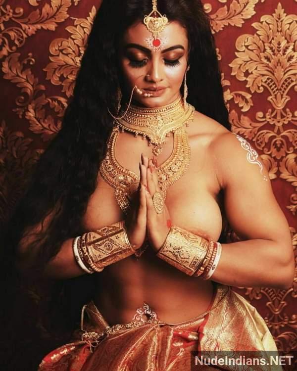 https://pub-5fcdf72a54cd4edbb03ec3edaa415a42.r2.dev/nakedleaks/seductive_images_of_pakistani_girls_showcasing_their_beauty/46.jpg