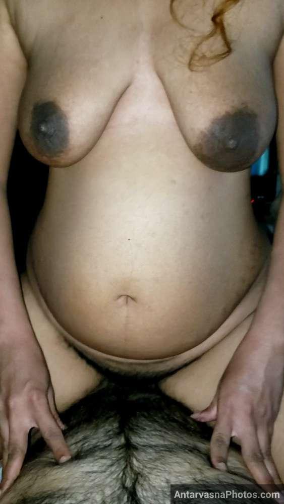 https://pub-5fcdf72a54cd4edbb03ec3edaa415a42.r2.dev/nakedleaks/seductive_indian_aunt_and_nephew_xxx_photo_session/0.jpg