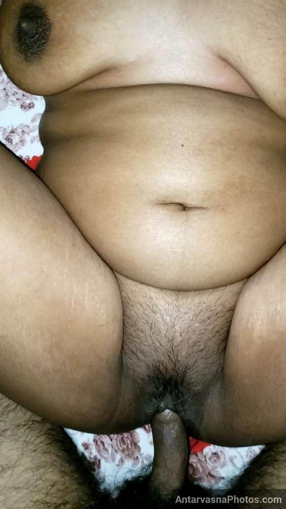 https://pub-5fcdf72a54cd4edbb03ec3edaa415a42.r2.dev/nakedleaks/seductive_indian_aunt_and_nephew_xxx_photo_session/2.jpg
