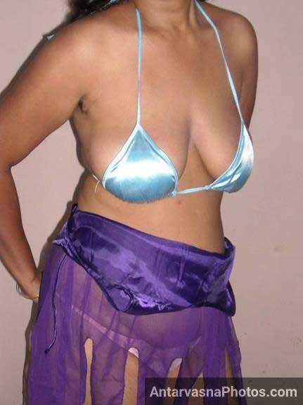 https://pub-5fcdf72a54cd4edbb03ec3edaa415a42.r2.dev/nakedleaks/seductive_indian_aunty's_sizzling_images/2.jpg