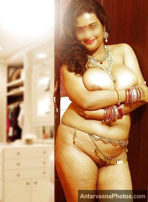 https://pub-5fcdf72a54cd4edbb03ec3edaa415a42.r2.dev/nakedleaks/seductive_indian_bbw_aunty_nighty_strip/6.jpg