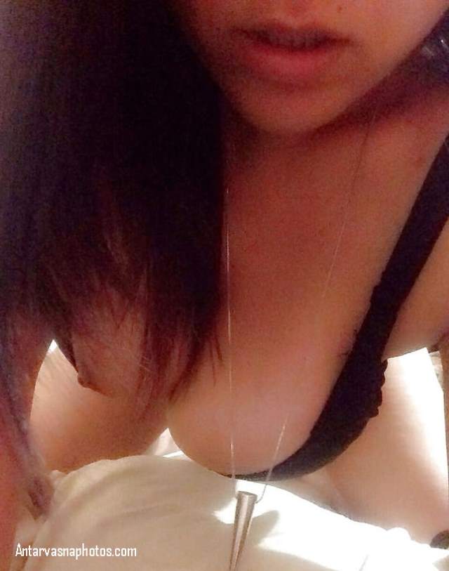 https://pub-5fcdf72a54cd4edbb03ec3edaa415a42.r2.dev/nakedleaks/seductive_indian_busty_images/1.jpg