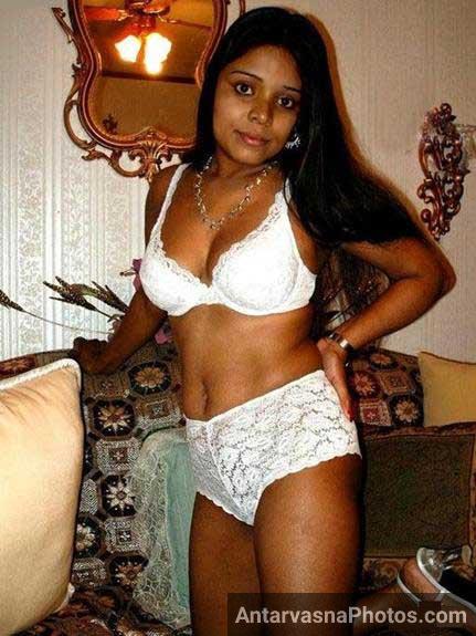 https://pub-5fcdf72a54cd4edbb03ec3edaa415a42.r2.dev/nakedleaks/seductive_indian_girl_with_beautiful_breasts/1.jpg