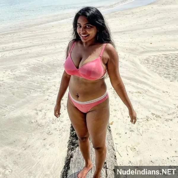 https://pub-5fcdf72a54cd4edbb03ec3edaa415a42.r2.dev/nakedleaks/seductive_indian_girls_in_bra_panty_exposed/36.jpg