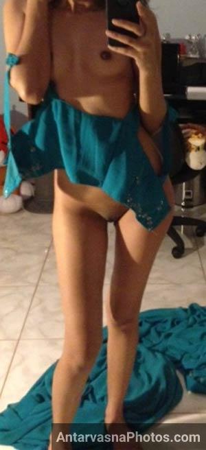 Seductive Indian Homemaker Removes Saree – Revealing Images