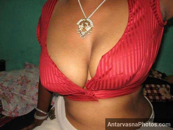 https://pub-5fcdf72a54cd4edbb03ec3edaa415a42.r2.dev/nakedleaks/seductive_indian_ladies_with_appealing_attributes/7.jpg