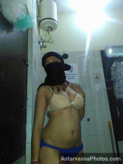 https://pub-5fcdf72a54cd4edbb03ec3edaa415a42.r2.dev/nakedleaks/seductive_indian_lady_priya_scandal_part_one/2.jpg