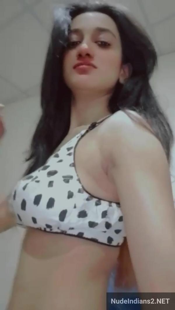 https://pub-5fcdf72a54cd4edbb03ec3edaa415a42.r2.dev/nakedleaks/seductive_indore_muslim_girlfriend_shagufta's_revealing_selfies/3.jpg