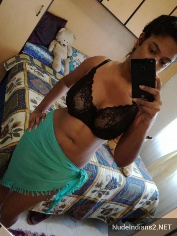 https://pub-5fcdf72a54cd4edbb03ec3edaa415a42.r2.dev/nakedleaks/seductive_keerthy_reveals_her_ample_bosom_in_lingerie/15.jpg