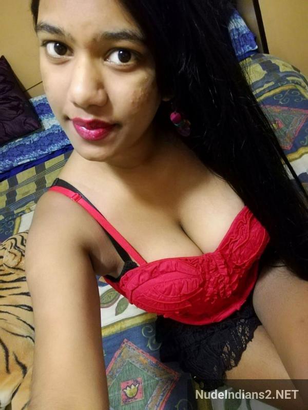 https://pub-5fcdf72a54cd4edbb03ec3edaa415a42.r2.dev/nakedleaks/seductive_keerthy_reveals_her_ample_bosom_in_lingerie/16.jpg