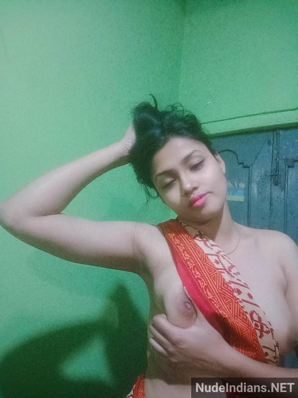 https://pub-5fcdf72a54cd4edbb03ec3edaa415a42.r2.dev/nakedleaks/seductive_kerala_girl_reveals_petite_assets_in_alluring_poses_for_boyfriend/14.jpg