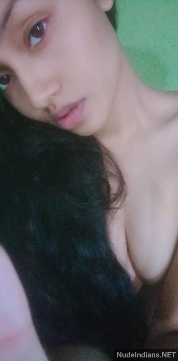 https://pub-5fcdf72a54cd4edbb03ec3edaa415a42.r2.dev/nakedleaks/seductive_kerala_girl_reveals_petite_assets_in_alluring_poses_for_boyfriend/8.jpg