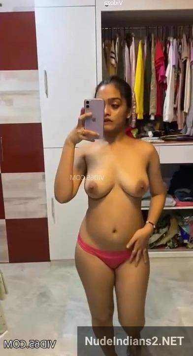 https://pub-5fcdf72a54cd4edbb03ec3edaa415a42.r2.dev/nakedleaks/seductive_marathi_beauty_sonali_patil_flaunts_busty_charms_in_crimson_lingerie/17.jpg