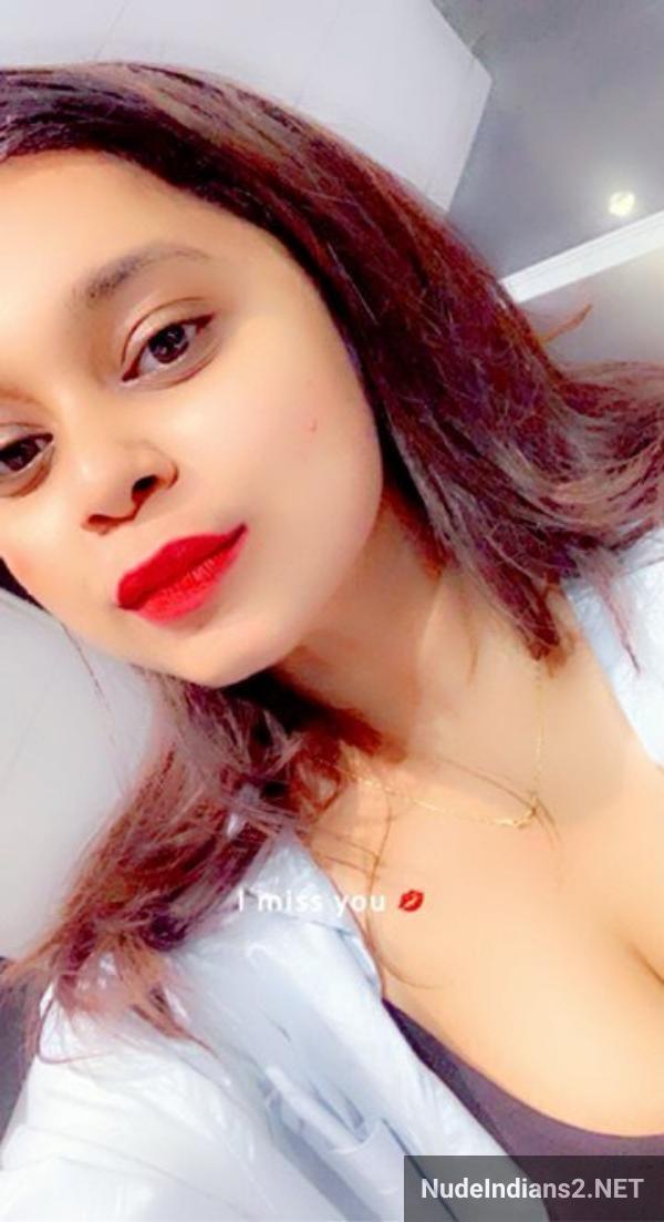 https://pub-5fcdf72a54cd4edbb03ec3edaa415a42.r2.dev/nakedleaks/seductive_marathi_housewife_namrata_revealing_her_naked_body/38.jpg