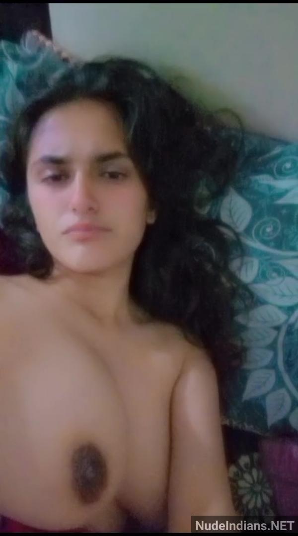 https://pub-5fcdf72a54cd4edbb03ec3edaa415a42.r2.dev/nakedleaks/seductive_mumbai_girlfriend_diksha_reveals_all_in_bathroom/14.jpg