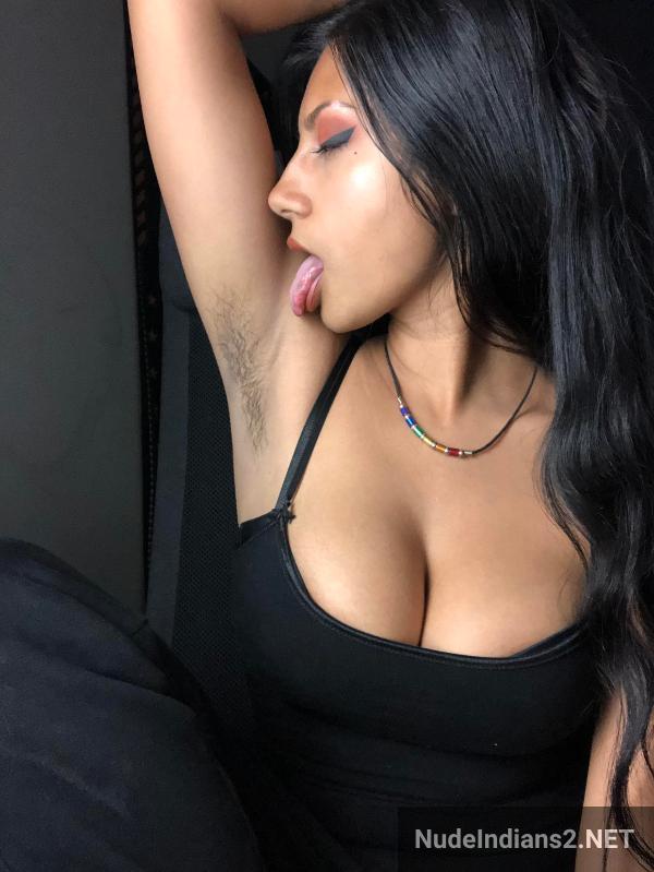 https://pub-5fcdf72a54cd4edbb03ec3edaa415a42.r2.dev/nakedleaks/seductive_nri_indrani's_alluring_selfies_of_curvy_figure/57.jpg